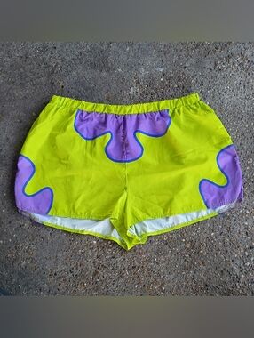 2/$10 Spirit Halloween SpongeBob Patrick Bright Lime Green Shorts Size XL